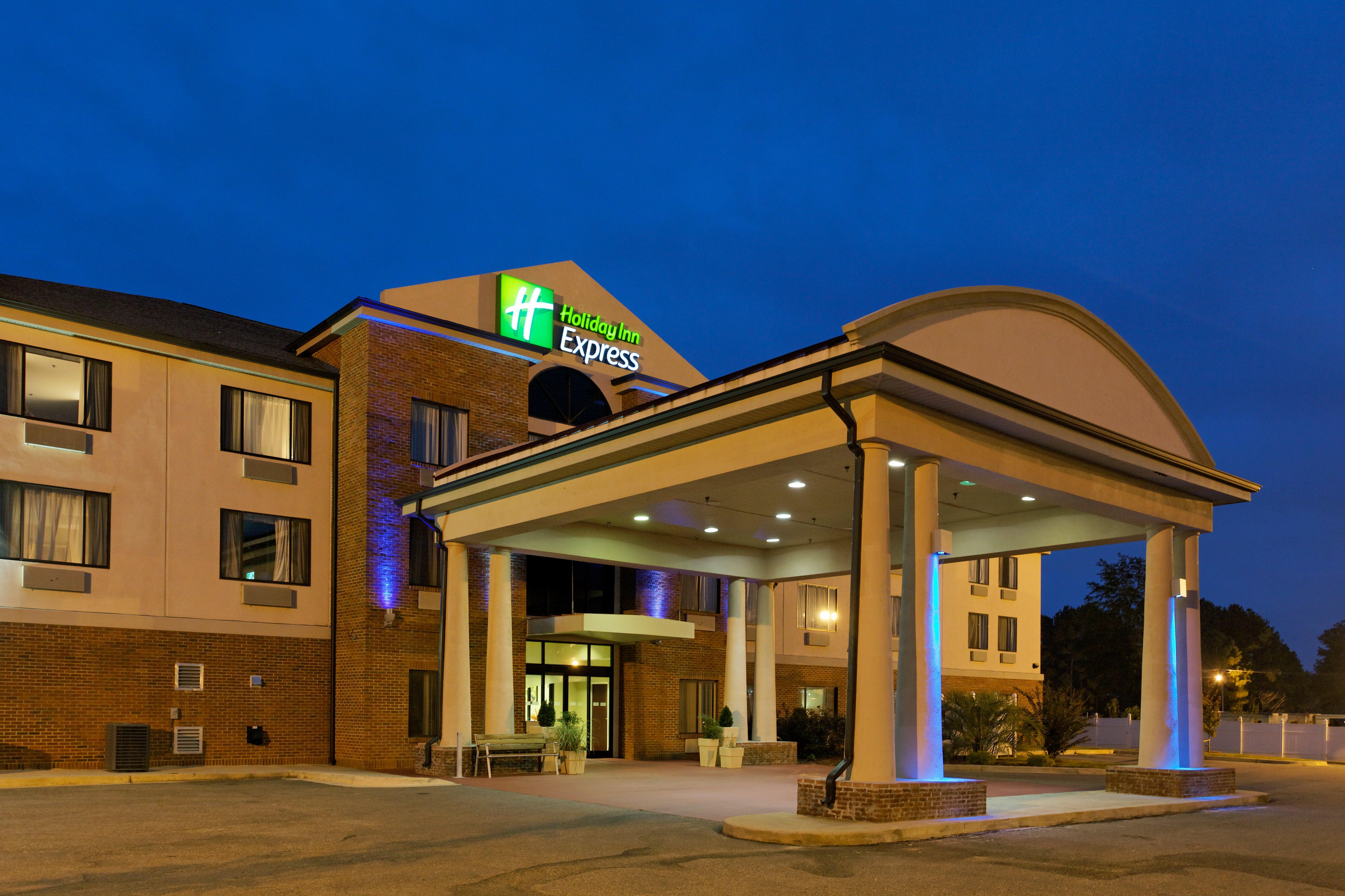 Holiday Inn Express & Suites Sylacauga Exterior foto